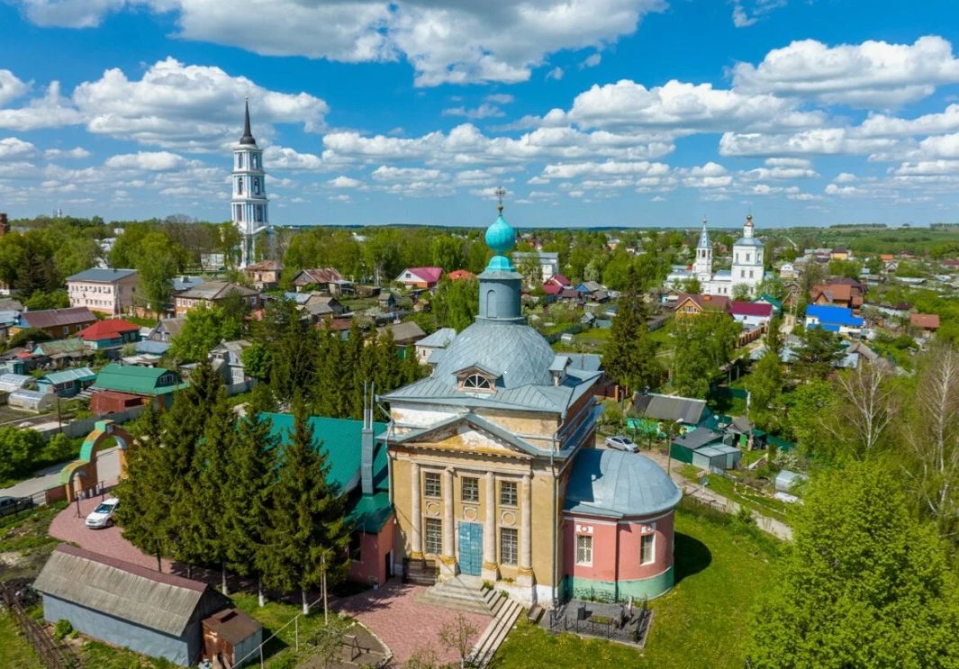 Никольская колокольня весной